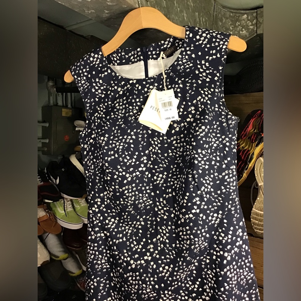 Beautiful PESERICO DRESSES - Picture 5 of 16